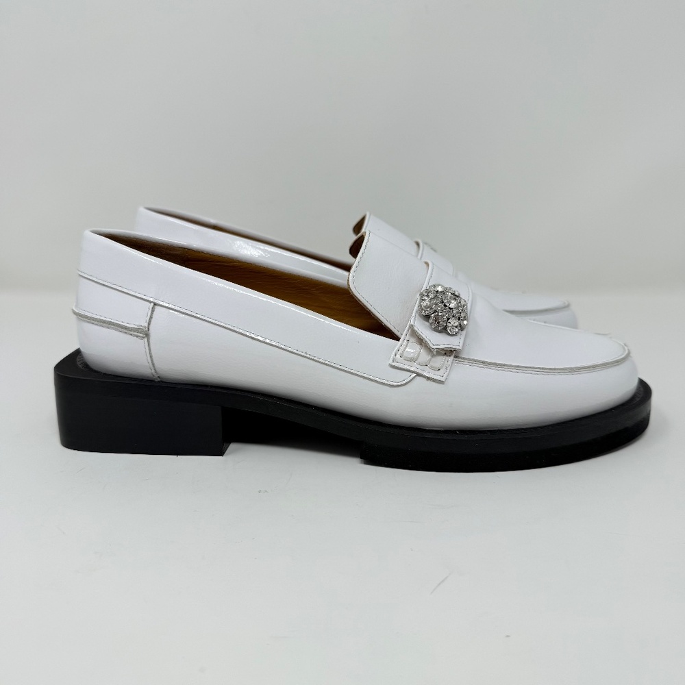 Ganni White Leather Loafers with Silver-tone Medallion - Picture 5 of 15